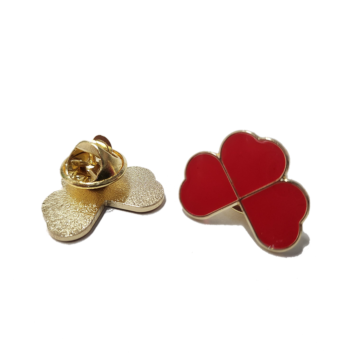3 Hearts enamel pin